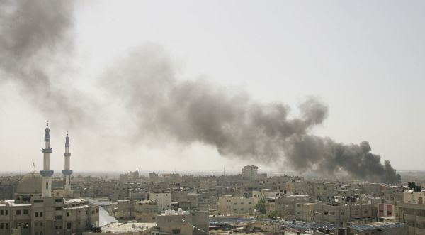 A treia zi de confruntări între Israel şi gruparea palestiniană Hamas