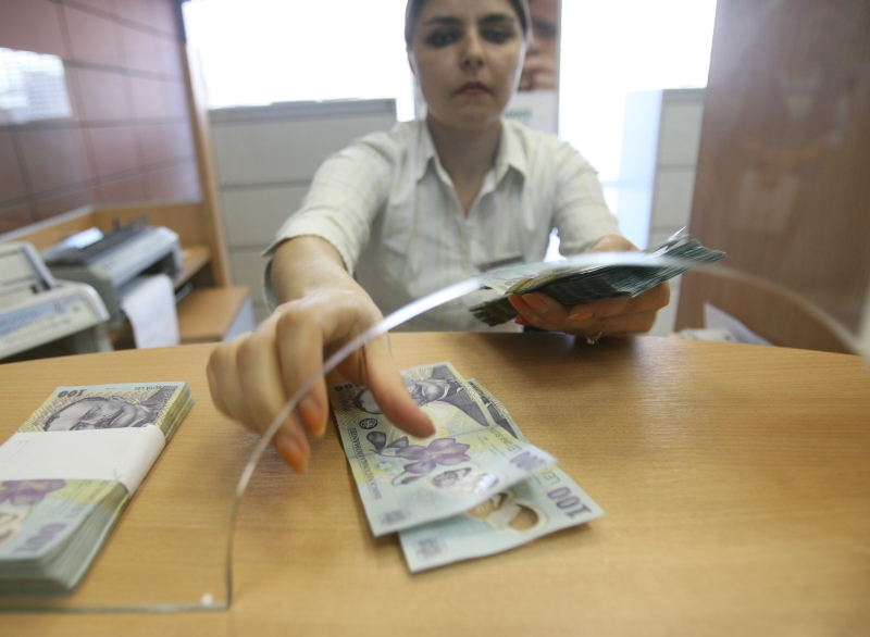 Ardelenii, mai strângători decât moldovenii şi oltenii. VEZI unde sunt cei mai chibzuiţi români