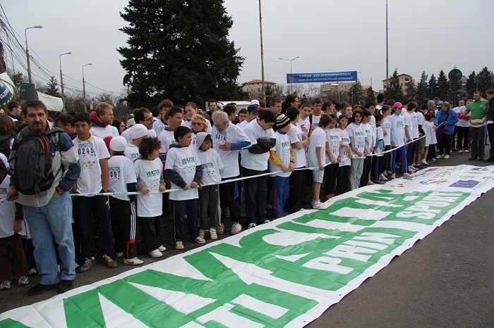 Bucureştenii „au alergat” discriminarea într-un cros organizat în Capitală