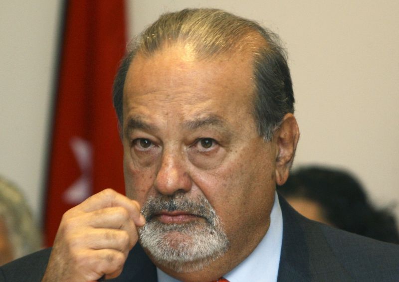 Carlos Slim, cel mai bogat om din lume, amendat cu 1 miliard de dolari