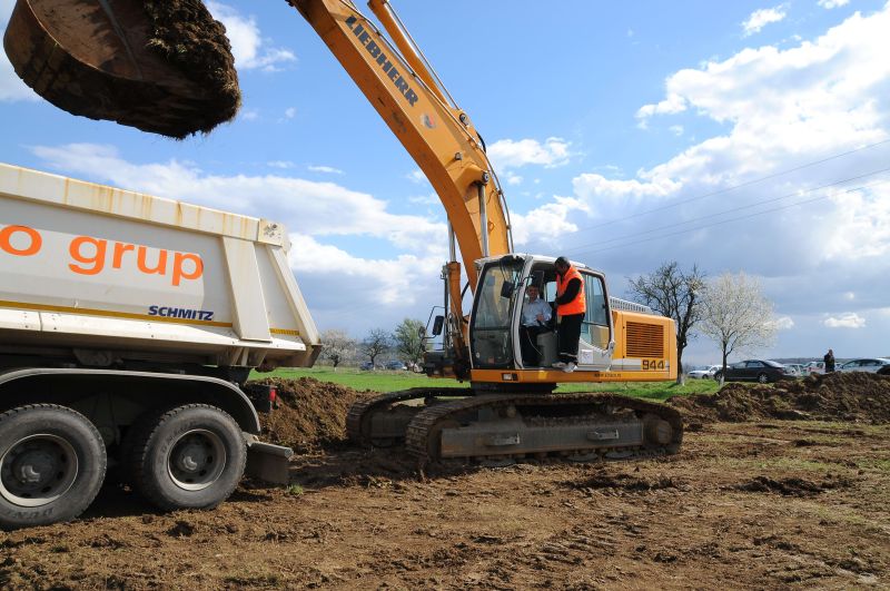 Ce-i aşteaptă pe constructorii de autostrăzi care nu respectă contractele
