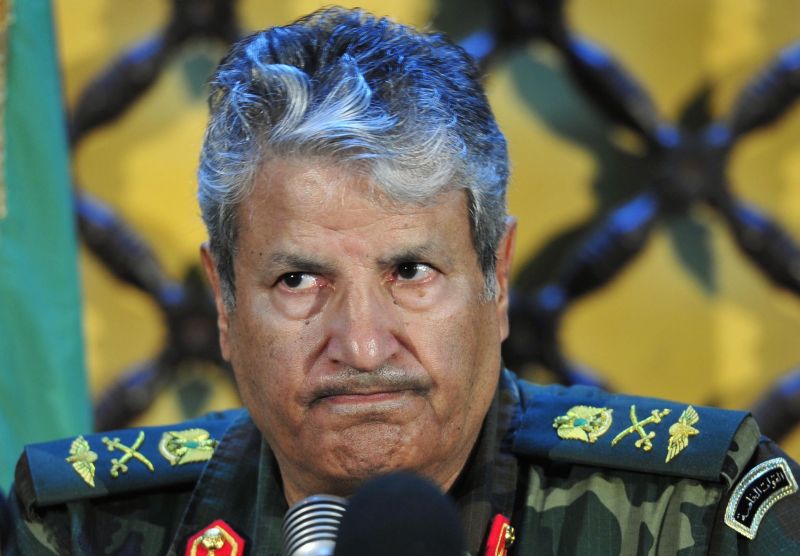 Cine îi mai protejează pe civilii din Libia?