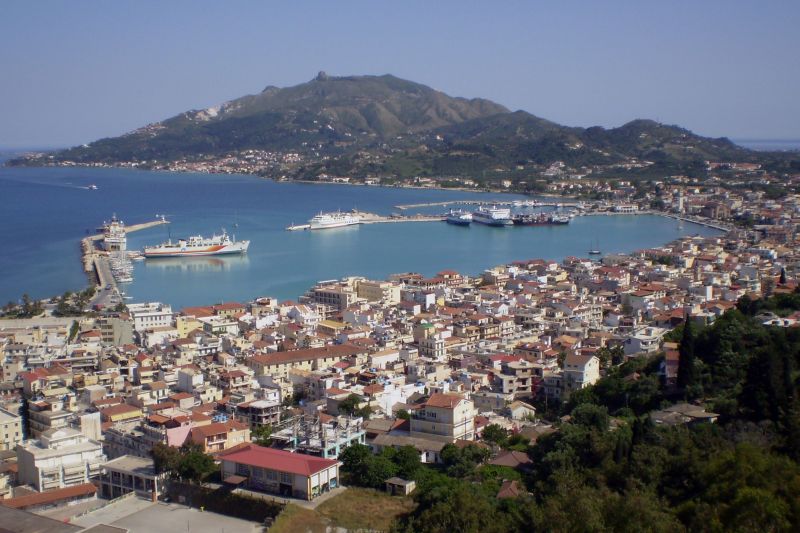 Excursiile cu avionul în Grecia, cu zeci de euro mai ieftine