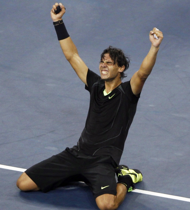 Nadal n-are rival. Pe zgură