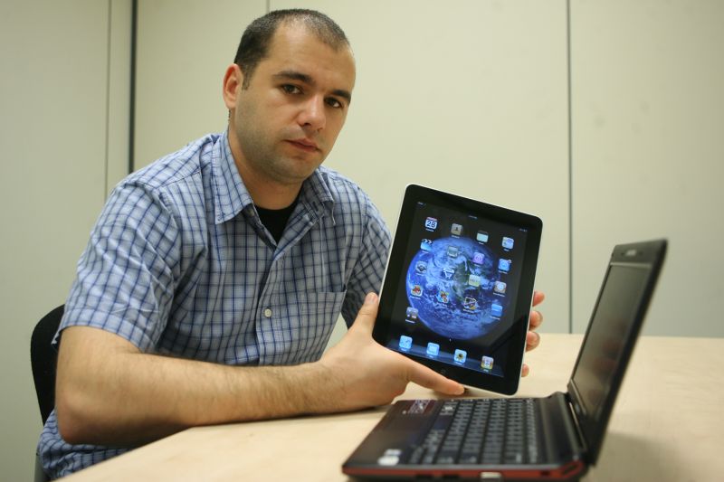 Netbook sau tabletă? Războiul dintre utilitate şi imagine