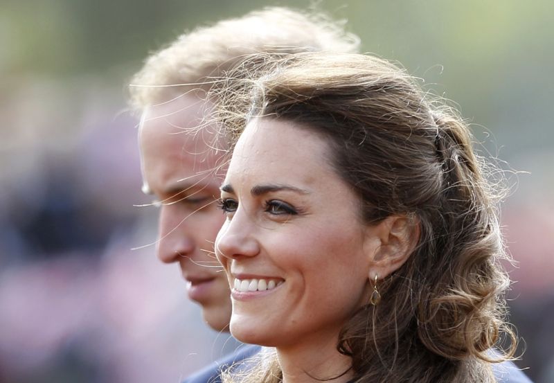 "Nunta secolului" readuce strălucire Casei Regale britanice