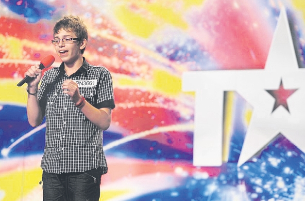 ROMÂNII AU TALENT. Vocea de contratenor al lui Narcis, trupa "Ballance" şi dansul popular al soţilor Luca, în finală