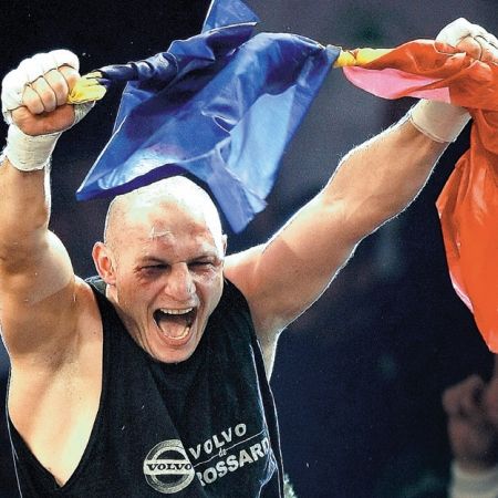 Adrian "Rechinul" Diaconu a pierdut la puncte în faţa americanului Chad Dawson