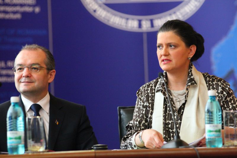 Boagiu a dat liber la construcţia a 98 kilometri de autostradă