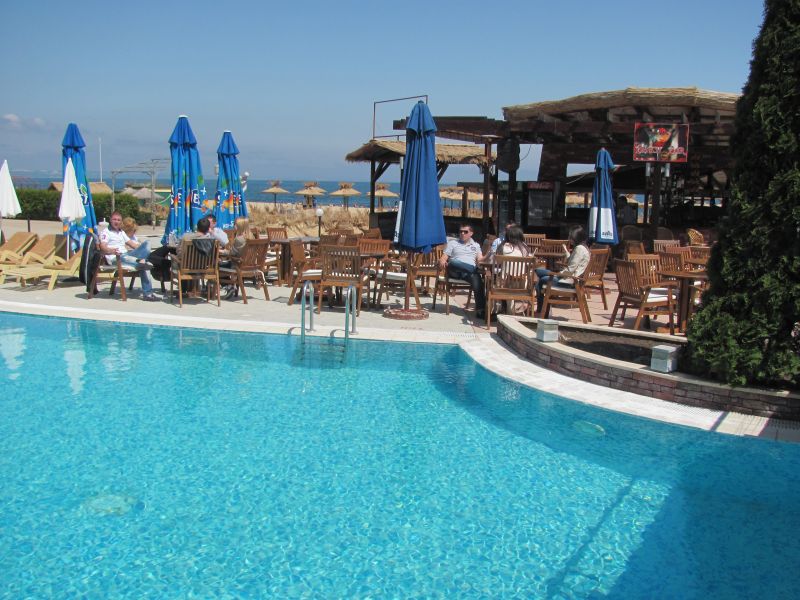 Christian Tour deschide birouri la Sofia, Salonic şi Atena