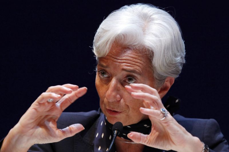 ”Gardienii euro” avertizează: urmează o contracție puternică în zona monedei europene