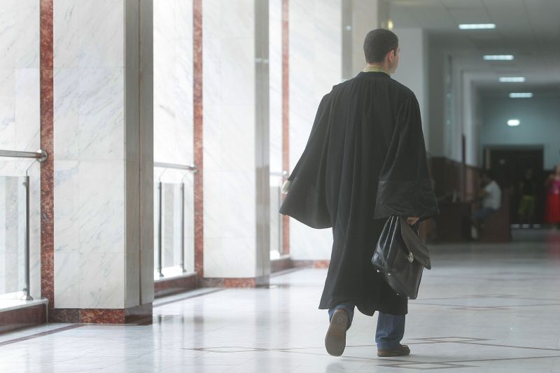 De ce nu plătesc judecătorii când greşesc