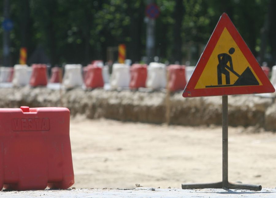 Licitaţie pentru reabilitarea unor drumuri din Olt şi Argeş