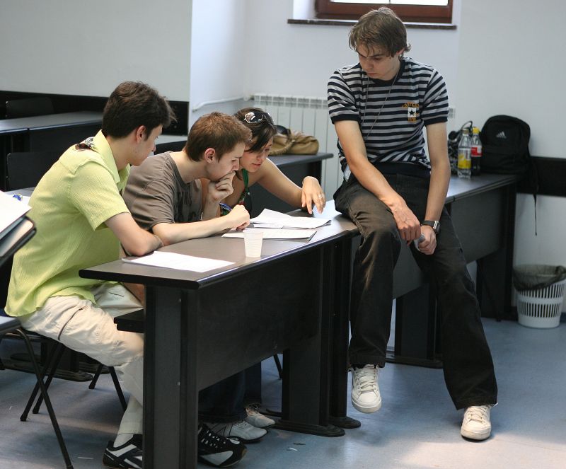 Meditaţii online pentru admiterea la facultate