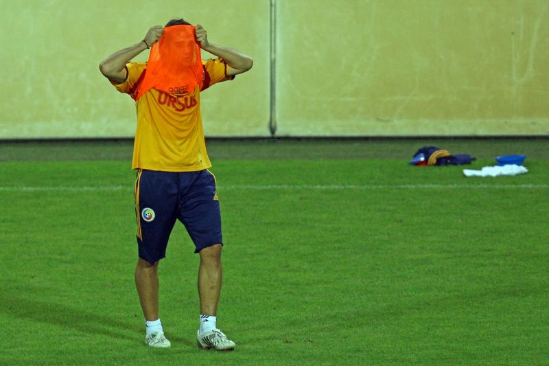 Naţionala, în degringoladă: "Chivu ne-a mai spus în vreo două rânduri că renunţă"