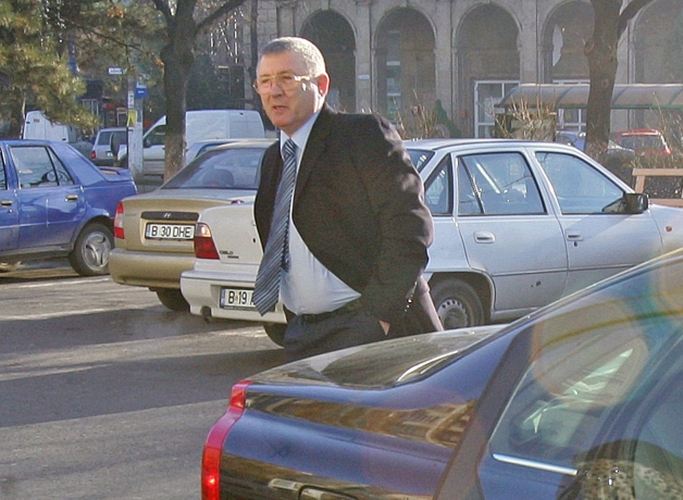 Reţeta lui Cornel Nistorescu de lungire a anchetei