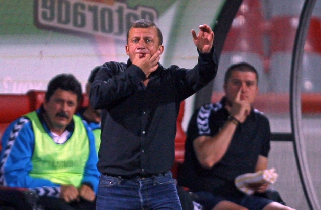 Ruptură Dorinel Munteanu-Oţelul? Marius Stan: "Ne tratează cu aroganţă!"