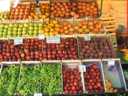 Sute de germani care au consumat fructe şi legume au fost infectaţi cu o bacterie mortală