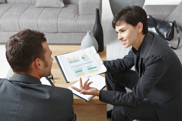 Taxele cresc, studenţii se revoltă