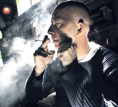 Ţigările care "se fumează singure", interzise