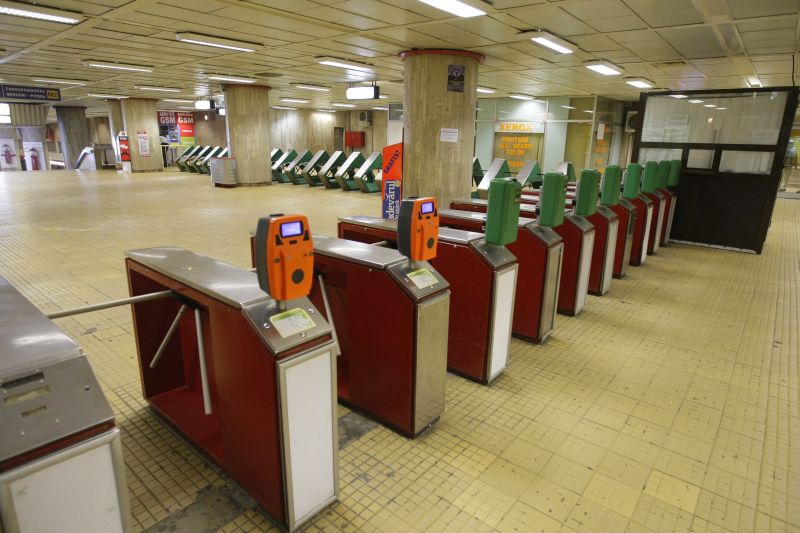 Compania Metrorex, ameninţată cu insolvenţa