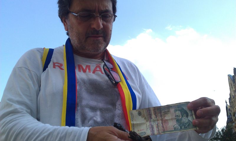 Marş până la Paris pentru repatrierea rămăşiţelor lui Brâncuşi