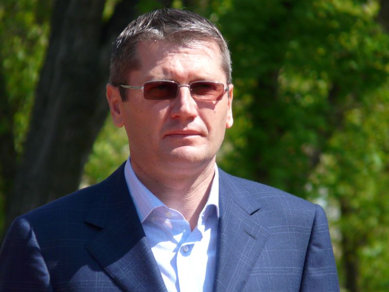 “Moşul", după Ziua Copilului, la Vanghelie: I-a “şoptit" că pe Negoiţă îl sapă la presă colegii de PDL