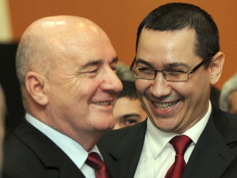 Ponta nu mai are decât un senator şi un deputat la Olt. Frunzulică, după Toma la UNPR