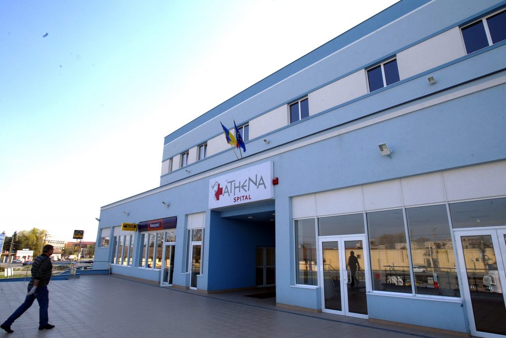 Premieră medicală la Timișoara: disc vertebral introdus prin abdomen
