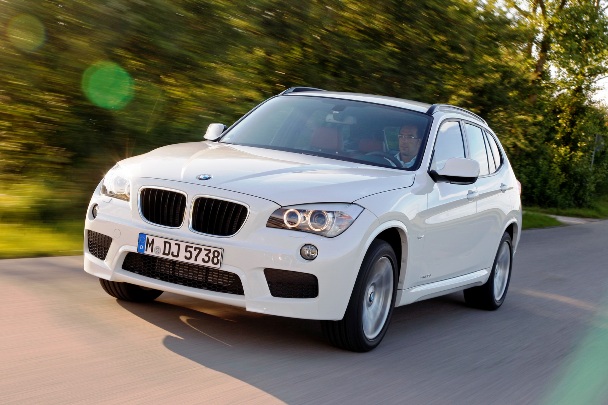 Războiul SUV-urilor mici: BMW X1 întâmpină Audi Q3 cu mai mult turbo