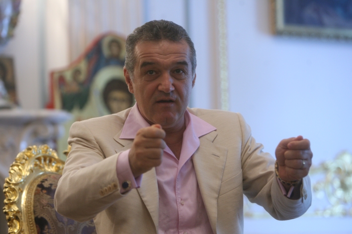 Steaua se mută din Ghencea la dorința patronului. "Nu ştim unde să ne ducem catrafusele!"