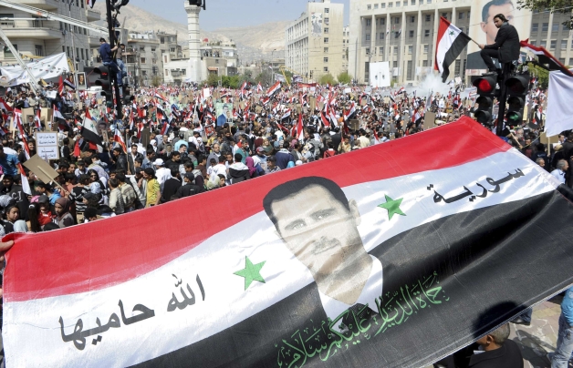 Ambasada americană la Damasc, atacată de susţinătorii lui Bashar al-Assad