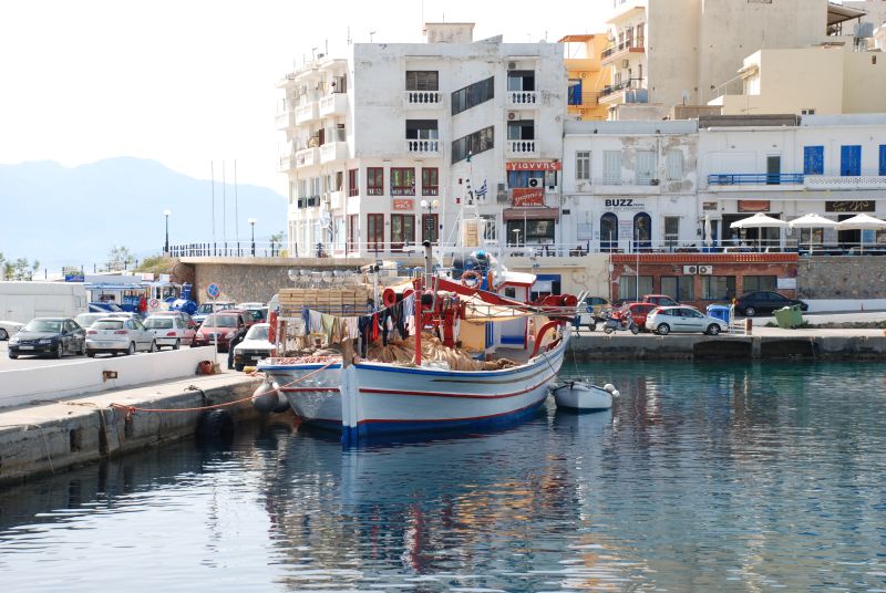 Grecia - ieftină ca braga ca să scape de datorii