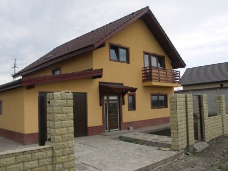 Jumătate dintre britanicii şi irlandezii care deţin proprietăţi în Bulgaria vor să le vândă