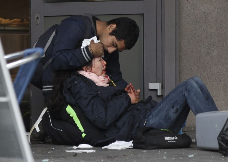 Poliția norvegiană, acuzată de lentoare în atacul de la Oslo. VEZI cum a fost capturat Anders Breivik