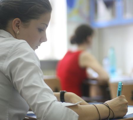 Rezultate bacalaureat 2011. Zeci de mii de contestații, peste 100 la un liceu cu promovabilitate peste 95%
