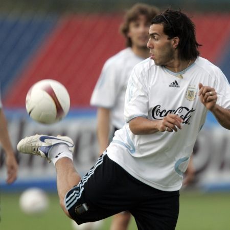 Tevez a îngropat Argentina. Uruguay e în semifinale la Copa America | VIDEO
