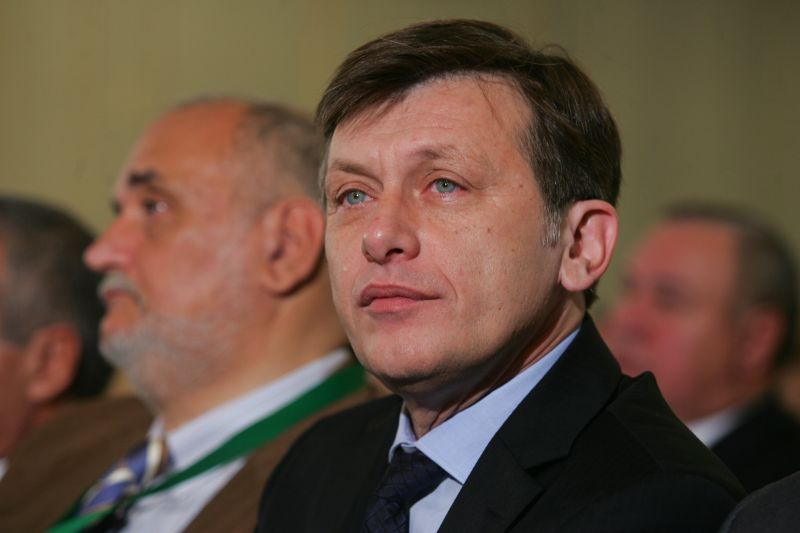 Crin sare la gâtul milionarului: "Eşti mincinos, Dinu Patriciu!"
