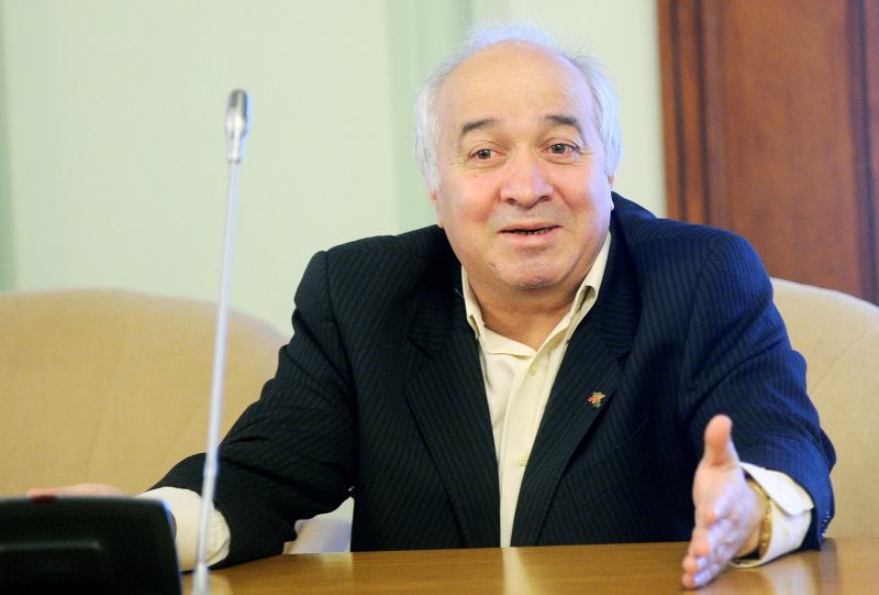 De ce candidatul PDL din Neamț este verde și nu portocaliu. Cristian Preda: există un blocaj cromatic