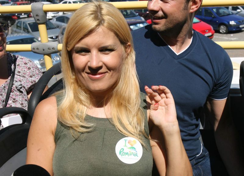 Elena Udrea: Nu avem voie să facem creşteri populiste de pensii