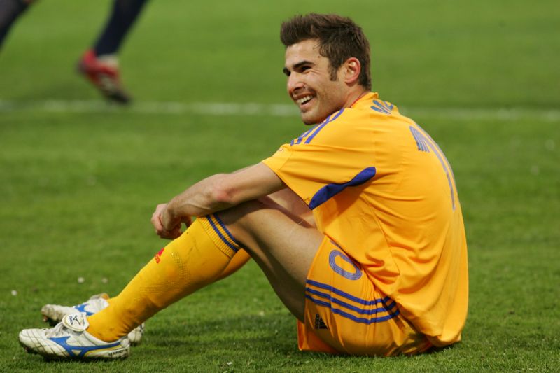 Mutu vrea să mai bată nişte ospătari. De ce nu-l va depăși însă niciodată pe Hagi