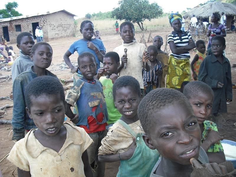 Povestea româncei care face voluntariat în Mozambic