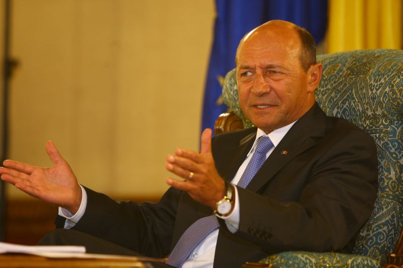 Traian Băsescu, la Roşia Montană: Trebuie evitate "declaraţiile bombastice" pe tema cantităţii de cianură
