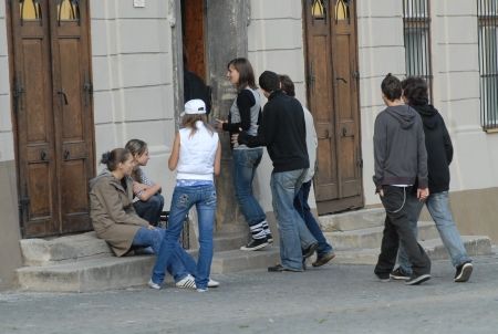 Cum vor britanicii să disciplineze copiii în şcoli? Cu bătaia
