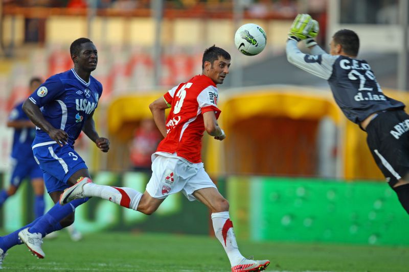 FC Vaslui - Dinamo 3-1. "Câinii", puşi cu botul pe labe în Moldova