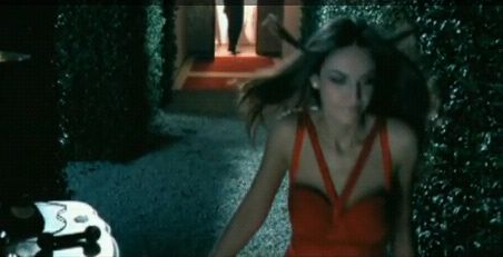 O româncă face senzaţie în Italia | VIDEO