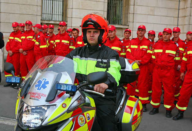 Primele motociclete SMURD după model parizian, pe străzile Capitalei