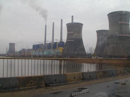 S-a hotărât cine şi cât va putea polua în perioada 2013-2020