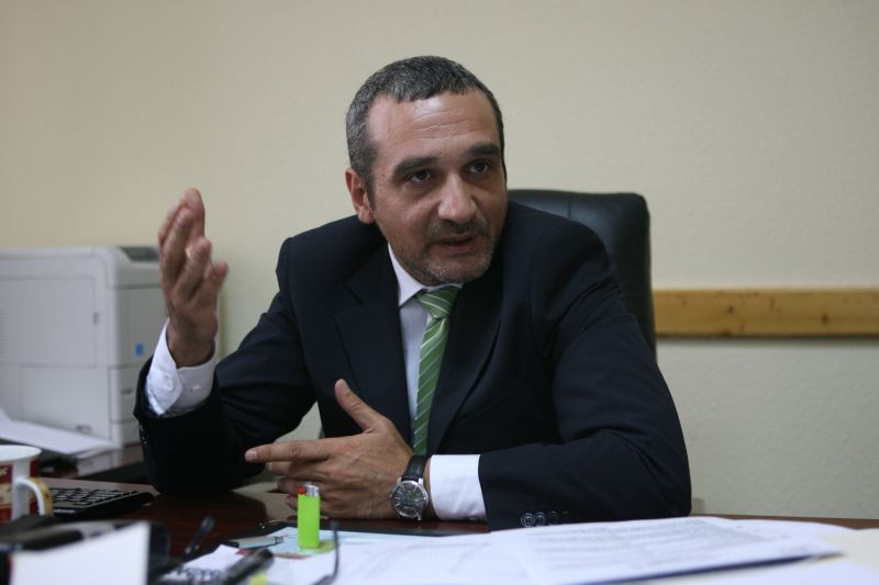 Sebastian Lăzăroiu a fost revocat de la Ministerul Muncii. Boc: Guvernul are nevoie de un ministru cu normă întreagă. Ce zice Lăzăroiu