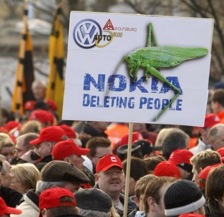 Telefoanele Nokia ar putea fi boicotate şi în România. Tu vei mai cumpăra mobile Nokia?